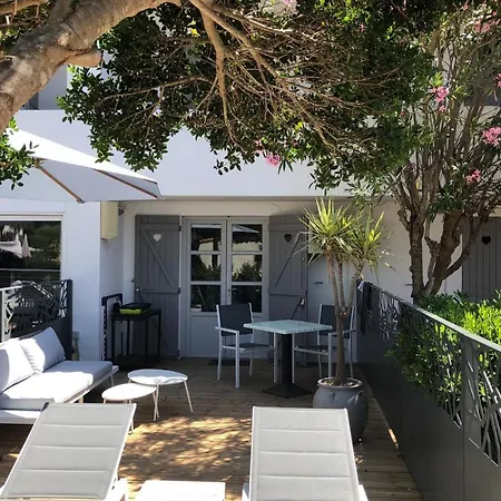 Les Terrasses Levantines Apartment Île du Levant