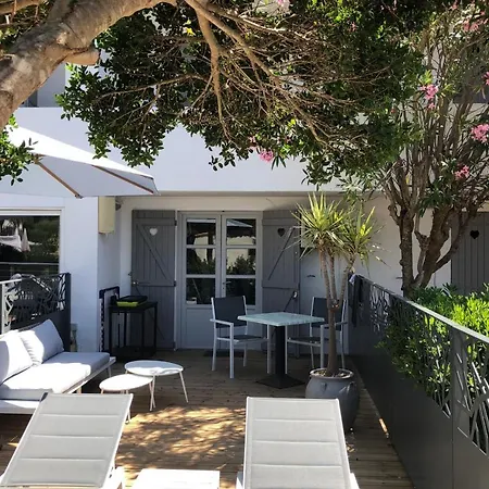 Les Terrasses Levantines 아파트 Île du Levant