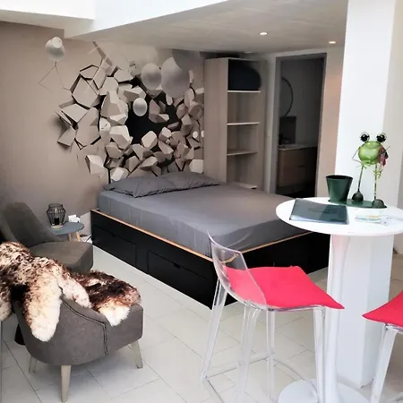 Les Terrasses Levantines * Île du Levant