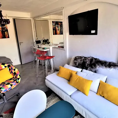 Les Terrasses Levantines Apartment *