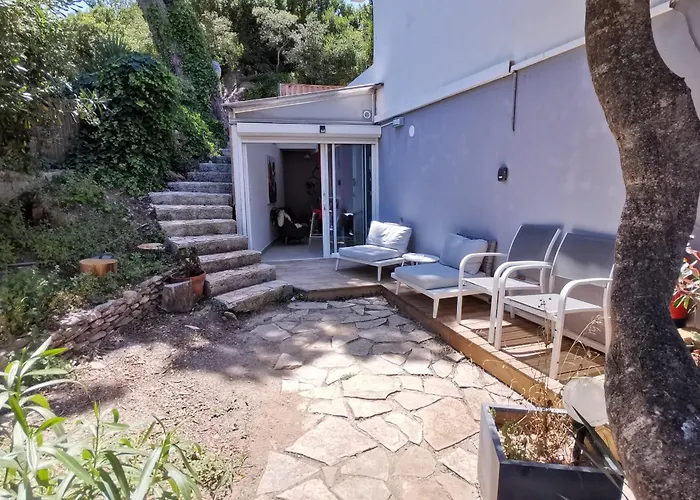 Les Terrasses Levantines شقة *