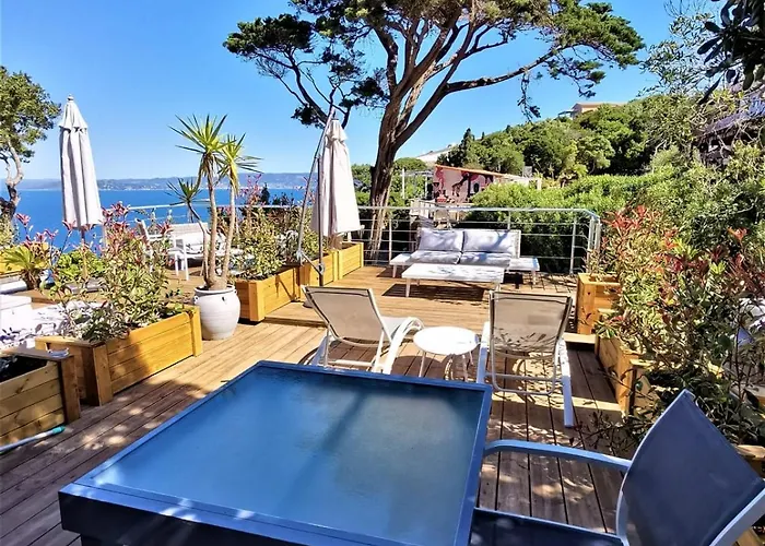 Les Terrasses Levantines * Île du Levant