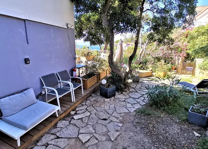 Les Terrasses Levantines شقة